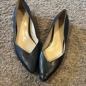 Naturalizer Black Leather Flats 8.5W leather